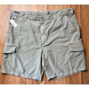 Round Tree & Yorke NWT Shorts Men 44 Big Man Polyester‎ Cargo Antique Teal Green